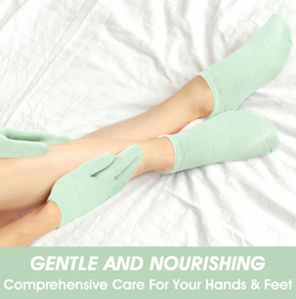 Star Hydrating Gloves and Socks Set